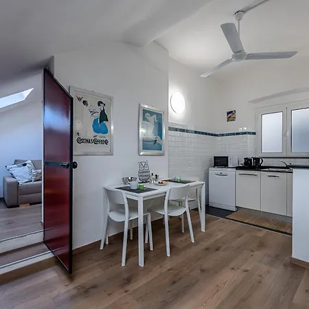 Historic Center Cruises 3 Min - Ac - Wifi Appartement *